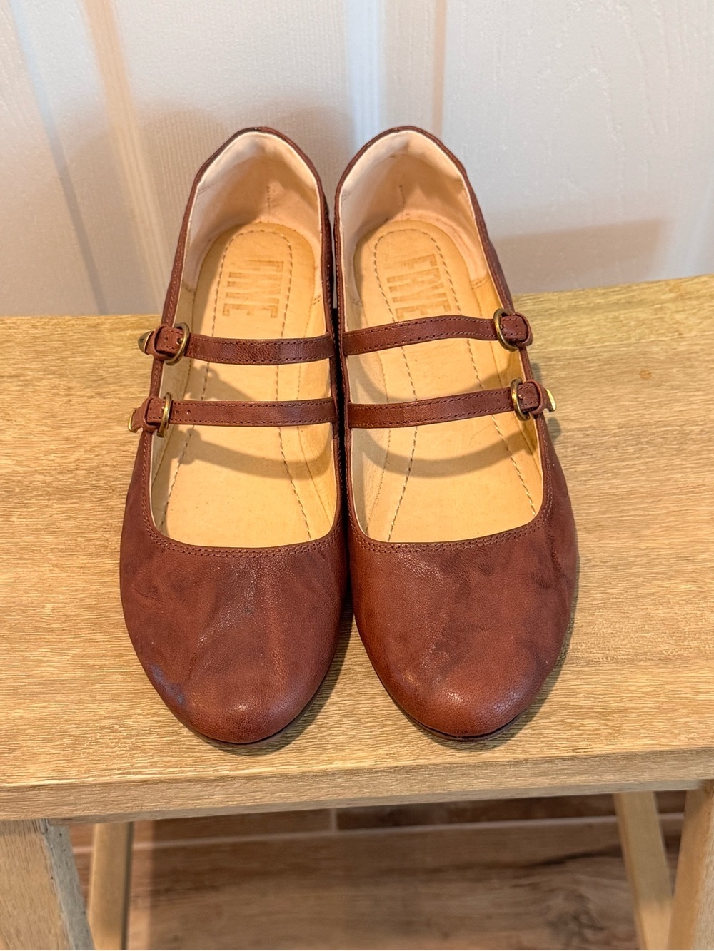 Women’s Double-Strap Ballet Flats in Brown Leather - Picture 2 of 8